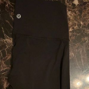 Black Lululemon